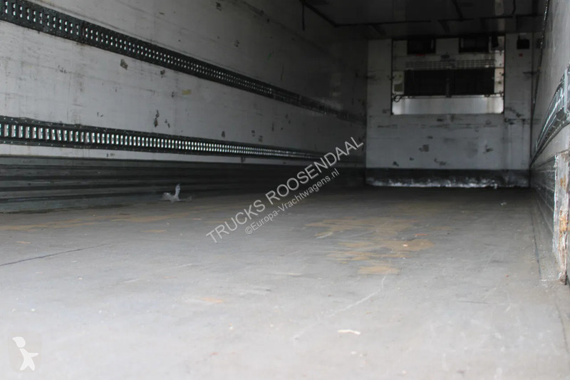Semiremorca Tracon Uden + CARRIER VECTOR 1850...