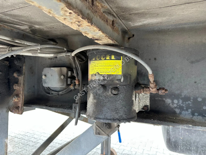 Semitrailer Jumbo City / Thermo King SL-100 /...