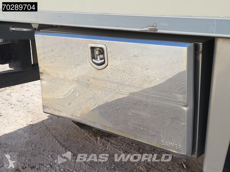Semitrailer Chereau Thermo King SLXi 300 3 axles