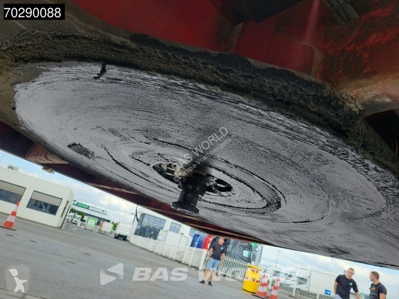 Semitrailer Kässbohrer LB3E Wheel Recess...