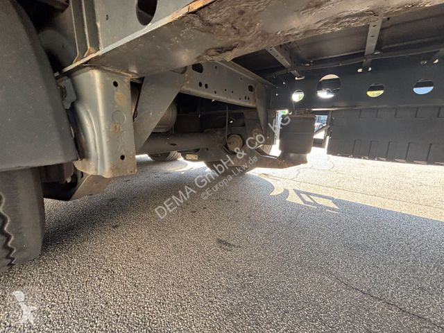 Semitrailer Schwarzmüller...
