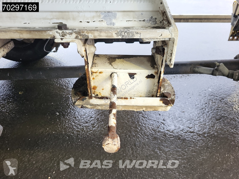 Semi remorque  SVM 39000L Liftachse Cement
