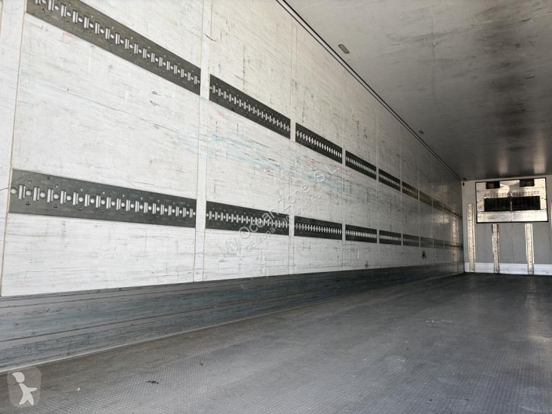 نصف مقطورة Schmitz Cargobull