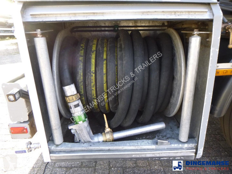 نصف مقطورة  Fuel tank alu 35.3 m3 / 5 comp