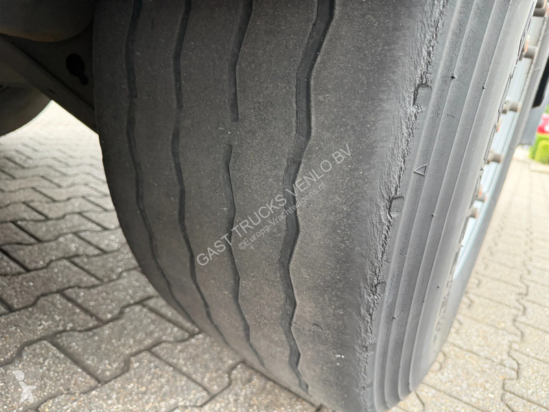 نصف مقطورة Wielton Schuifzeil-Dak / SAF-Disc /...