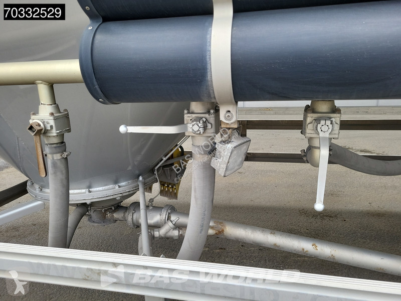 نصف مقطورة Spitzer SFS 2x Liftachse 39m3 Cement