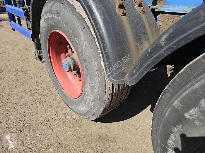 Semitrailer Renders 2 axle 20 ft container...