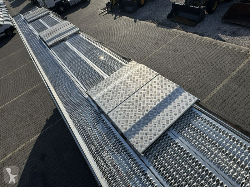 Semi reboque LAG Spożywcza Magyar Izolowana...