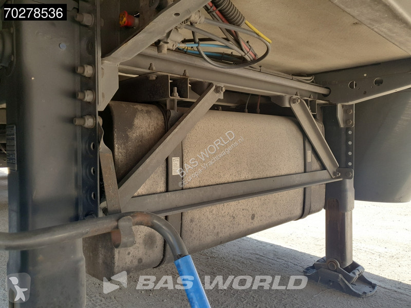 Semiremorca Lamberet SR2B-5T8-1B 3 axles...
