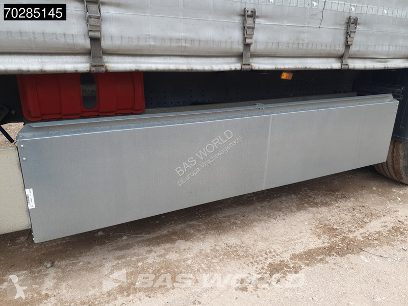 Oplegger Schmitz Cargobull SCB*S3T 3 axles...