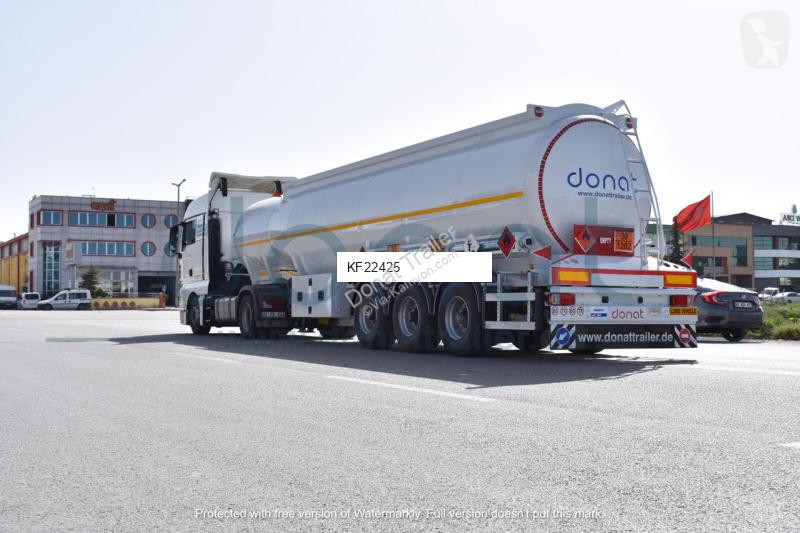 Semi reboque Donat Aluminum Fuel Tanker with...