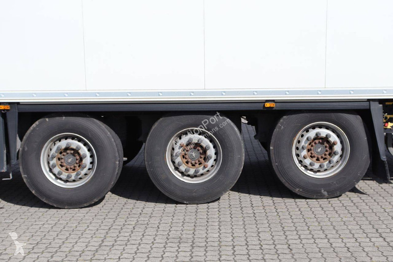 Semirimorchio Schmitz Cargobull SCB*S3B