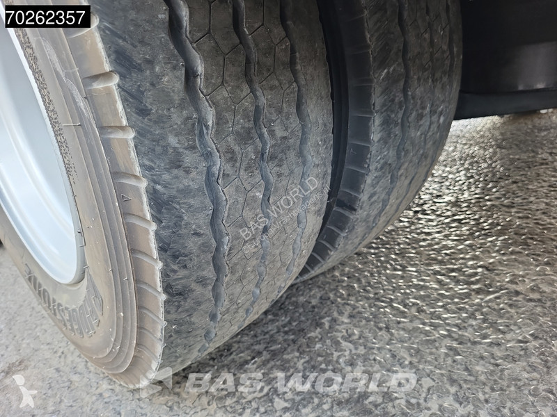 نصف مقطورة  Lowbed 2 axles NEW Hydr. Ramps....