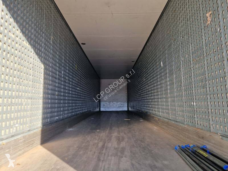 Semitrailer Schmitz Cargobull SKO 24L 13.62 FP25