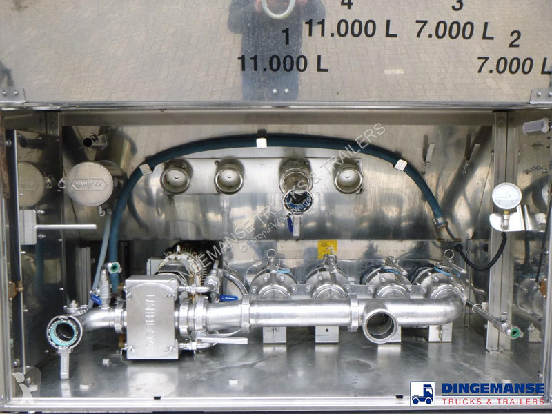 نصف مقطورة Van Hool Food tank inox 36 m3 / 4...