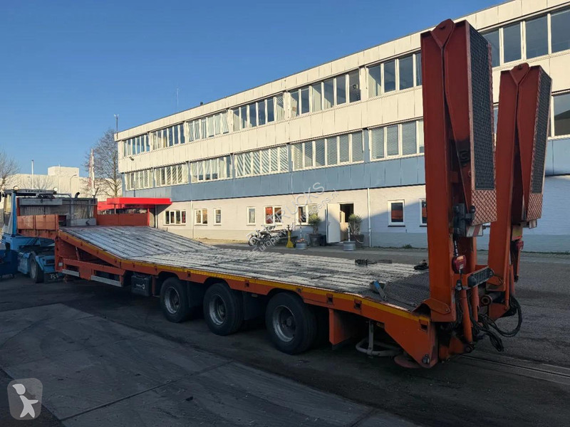 Maskinbæreren Meusburger MTS 3 2 AXLE FORCED...
