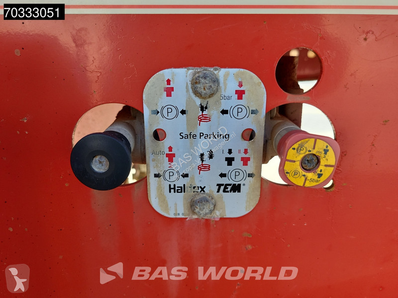 نصف مقطورة Fruehauf Lift Axle MOT 02/27
