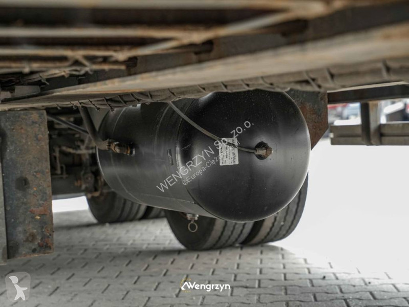 T 3 Profi 30 Najazdy hydrauliczne semi-trailer