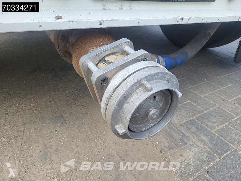 Félpótkocsi  APK 03-2027 39.000 Ltrs Lift Axle...