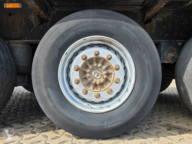 Krone  semi-trailer