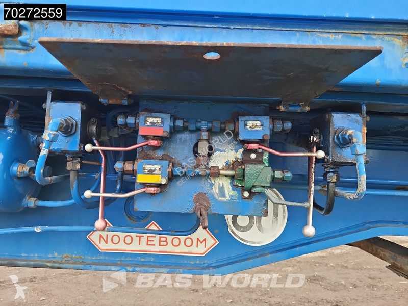 Semitrailer Nooteboom BAZ-66 4xLenkachse...