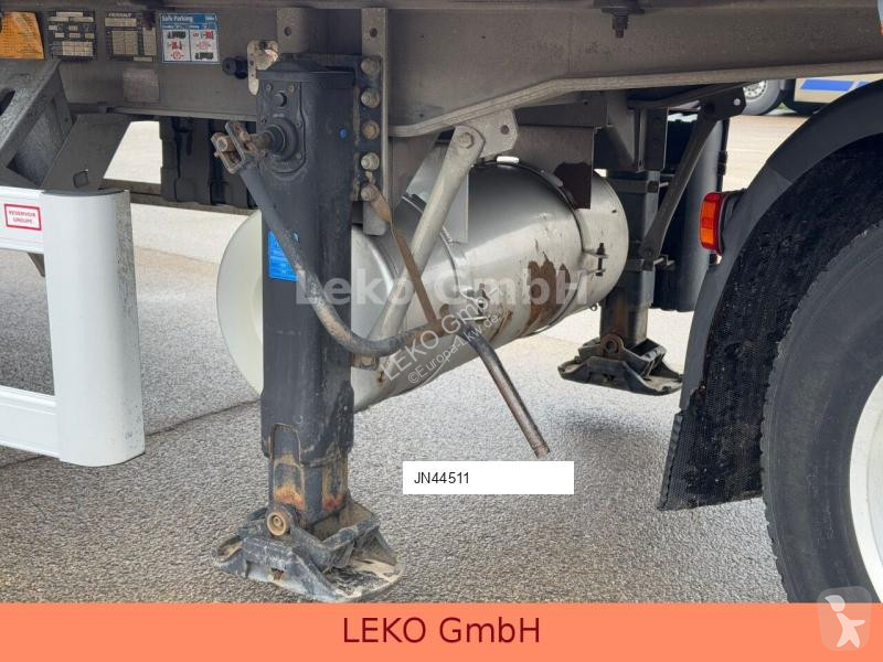 Semitrailer Fruehauf FST 4 FC Mit Carrier Vic...