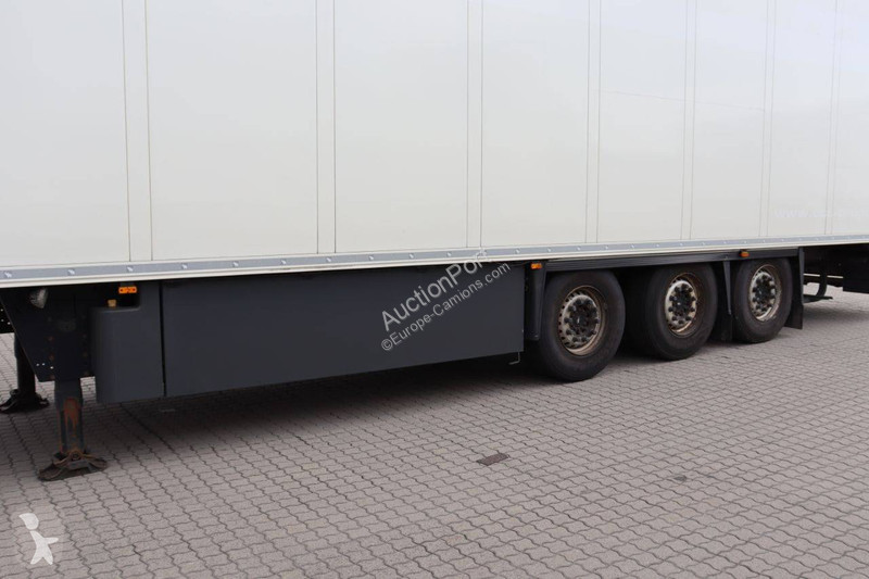 Semirremolque Schmitz Cargobull SCB*S3B