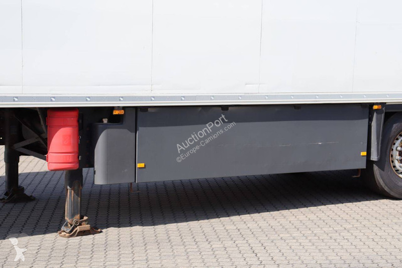 Semirremolque Schmitz Cargobull SCB*S3B