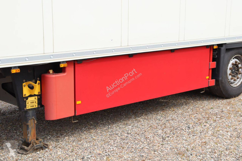 Semirremolque Schmitz Cargobull SCB*S3B