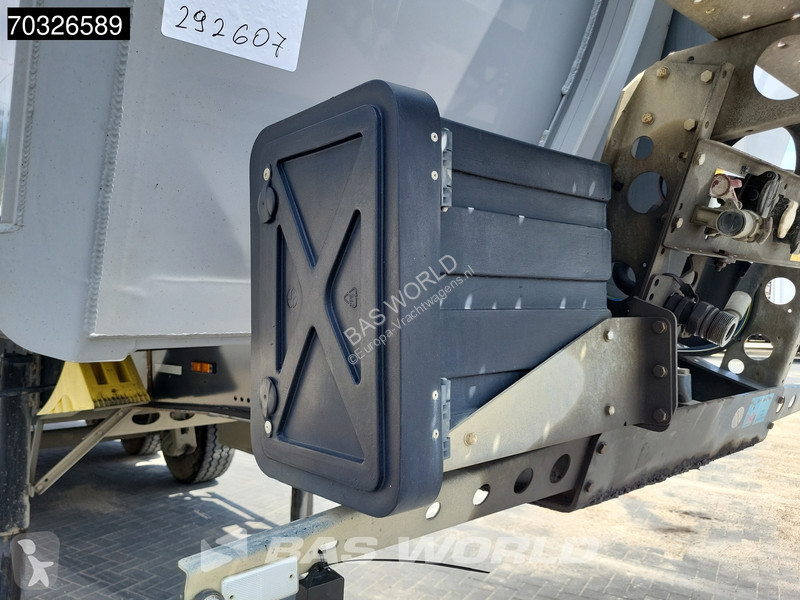 نصف مقطورة Schmitz Cargobull SGF*S3 3 axles...
