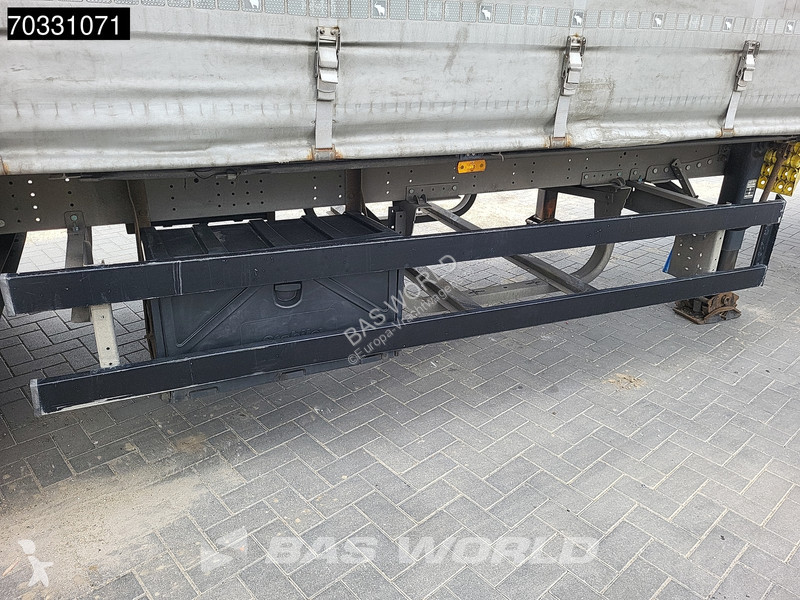 Semi remorque Schmitz Cargobull SCB*S3T 3 axles