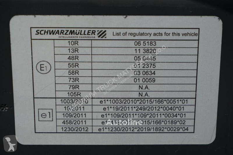 نصف مقطورة Schwarzmüller
