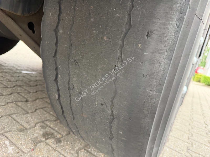 نصف مقطورة Wielton Schuifzeil-Dak / SAF-Disc /...