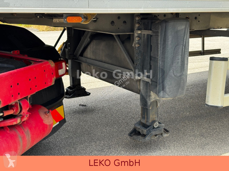 نصف مقطورة Lamberet Mit Carrier Vec  1950