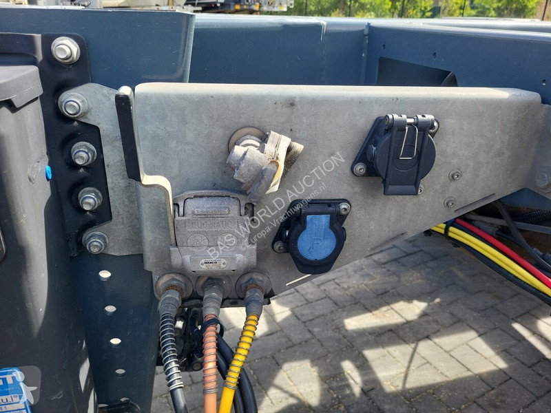 Полуприцеп D-TEC CT-521-S VCC-06