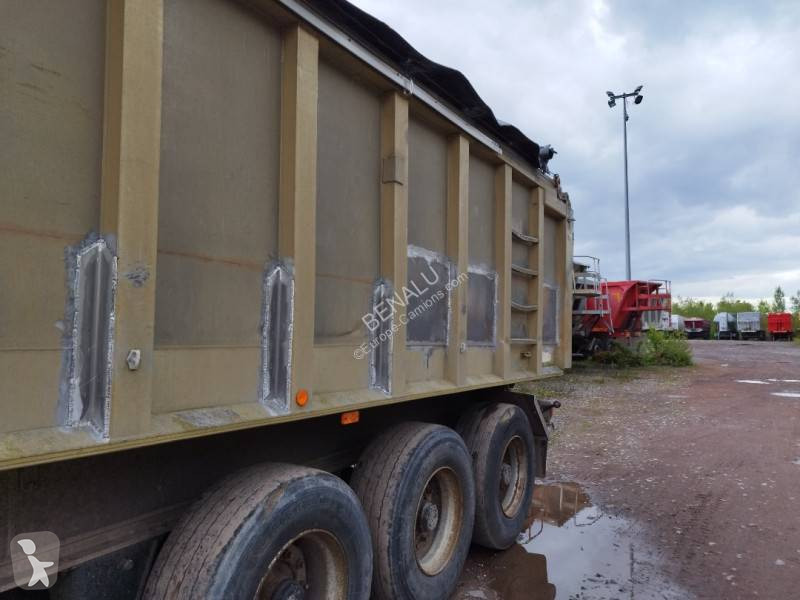 Semitrailer Benalu