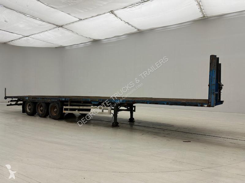 Semitrailer Pacton Plateau