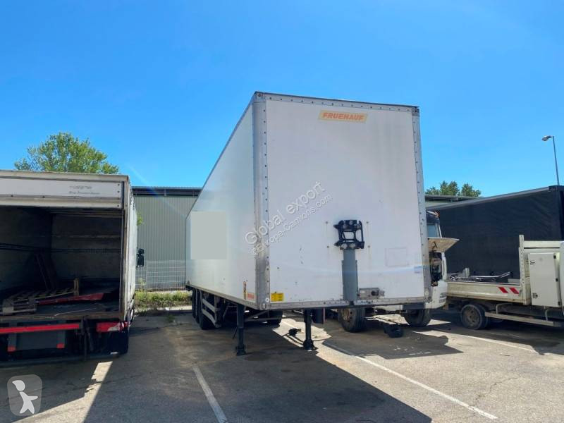 Semi remorque Fruehauf Fourgon Fit Hayon