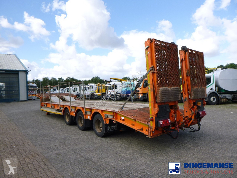 Semiremorca King 3-axle semi-lowbed trailer 44T...