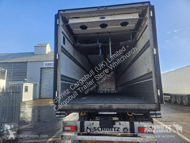 نصف مقطورة Schmitz Cargobull Reefer Multitemp