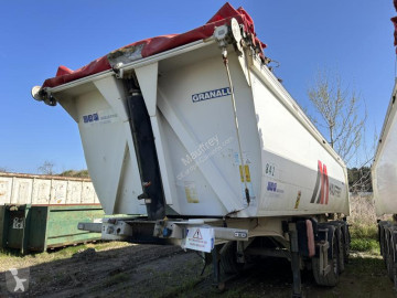 Semitrailer lastvagn bygg-anläggning Granalu