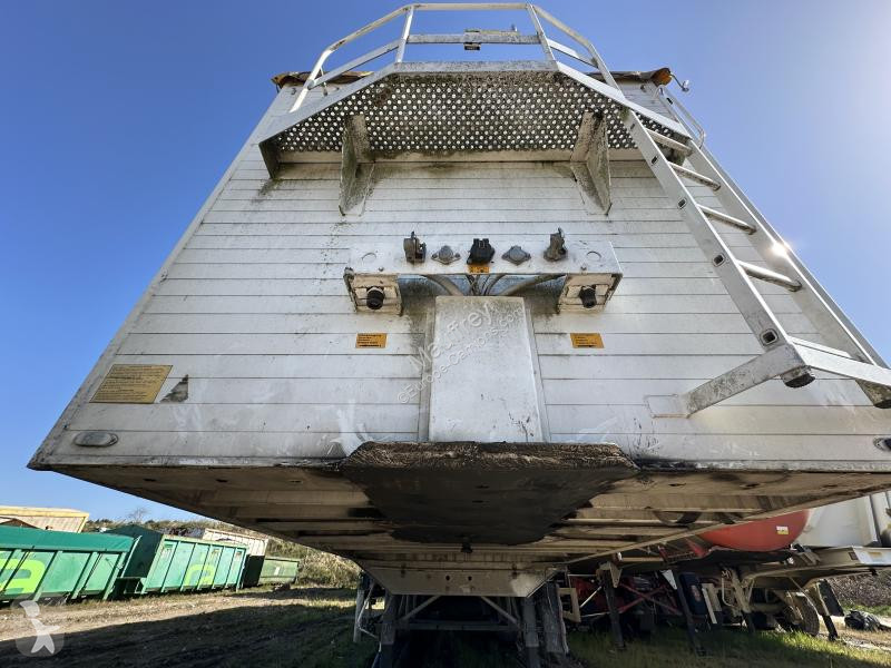 Semitrailer Benalu  Fond mouvant