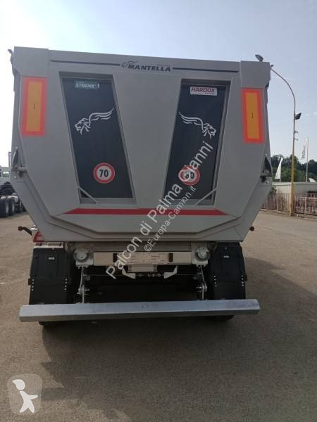 Semitrailer Mantella