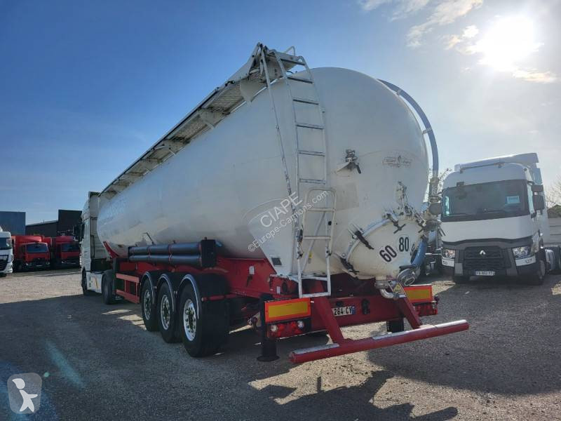 Semitrailer Spitzer