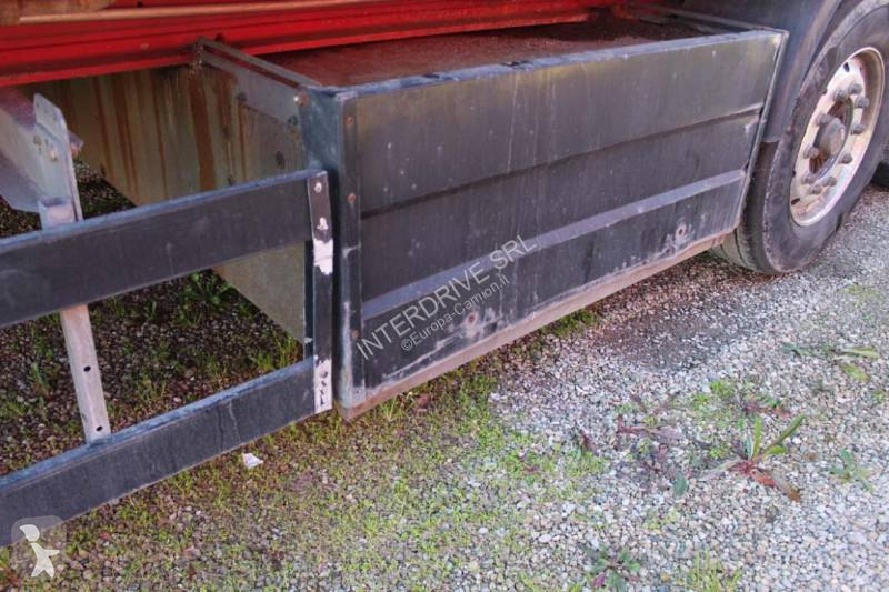 Semitrailer Schwarzmüller semirimorchio piano...