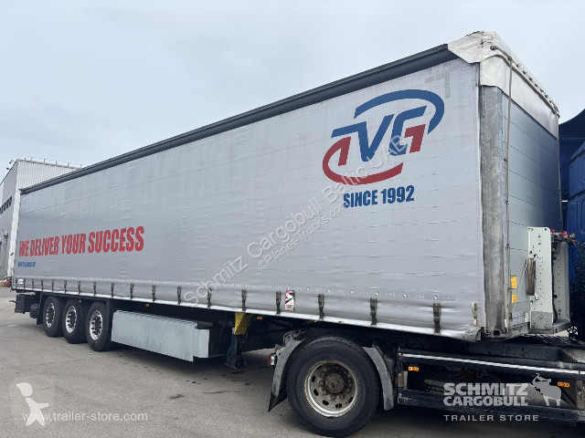 Semitrailer Schmitz Cargobull Semitrailer...