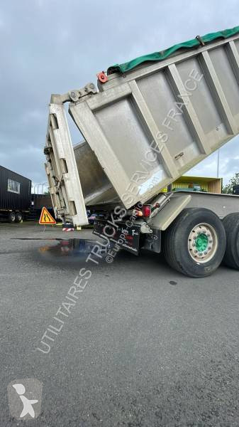 Semitrailer Benalu