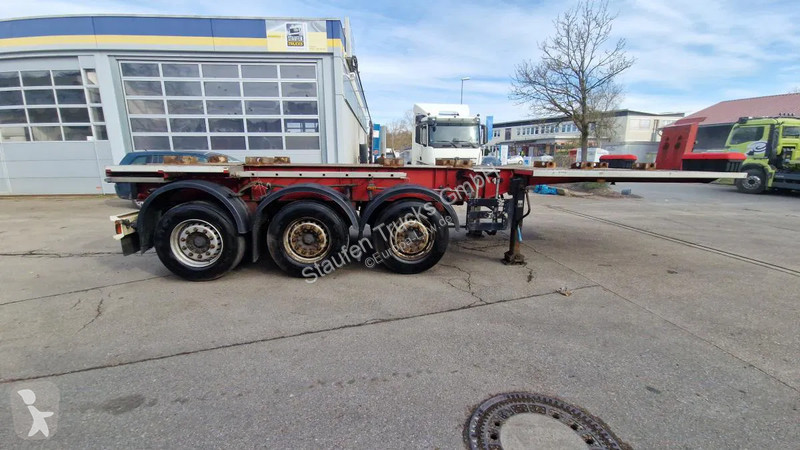Semitrailer Schwarzmüller kurzes 3- Achs...