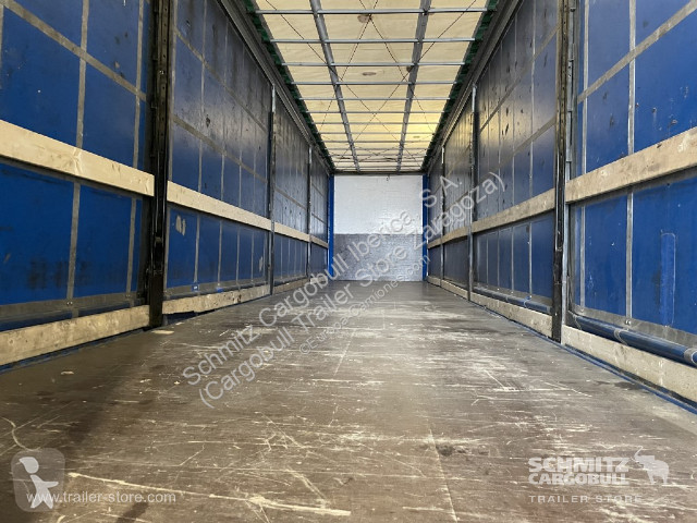Semitrailer Berger Curtainsider Standard