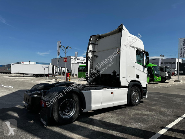Oplegger Scania R 450 A4x2NA